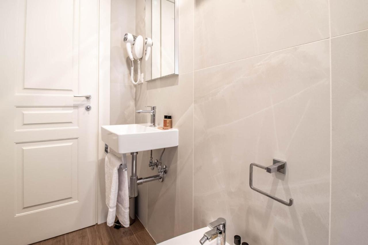 Dany Guest House Rzym Zewnętrze zdjęcie